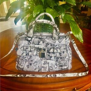 Stylish Black and White Women's Handbag